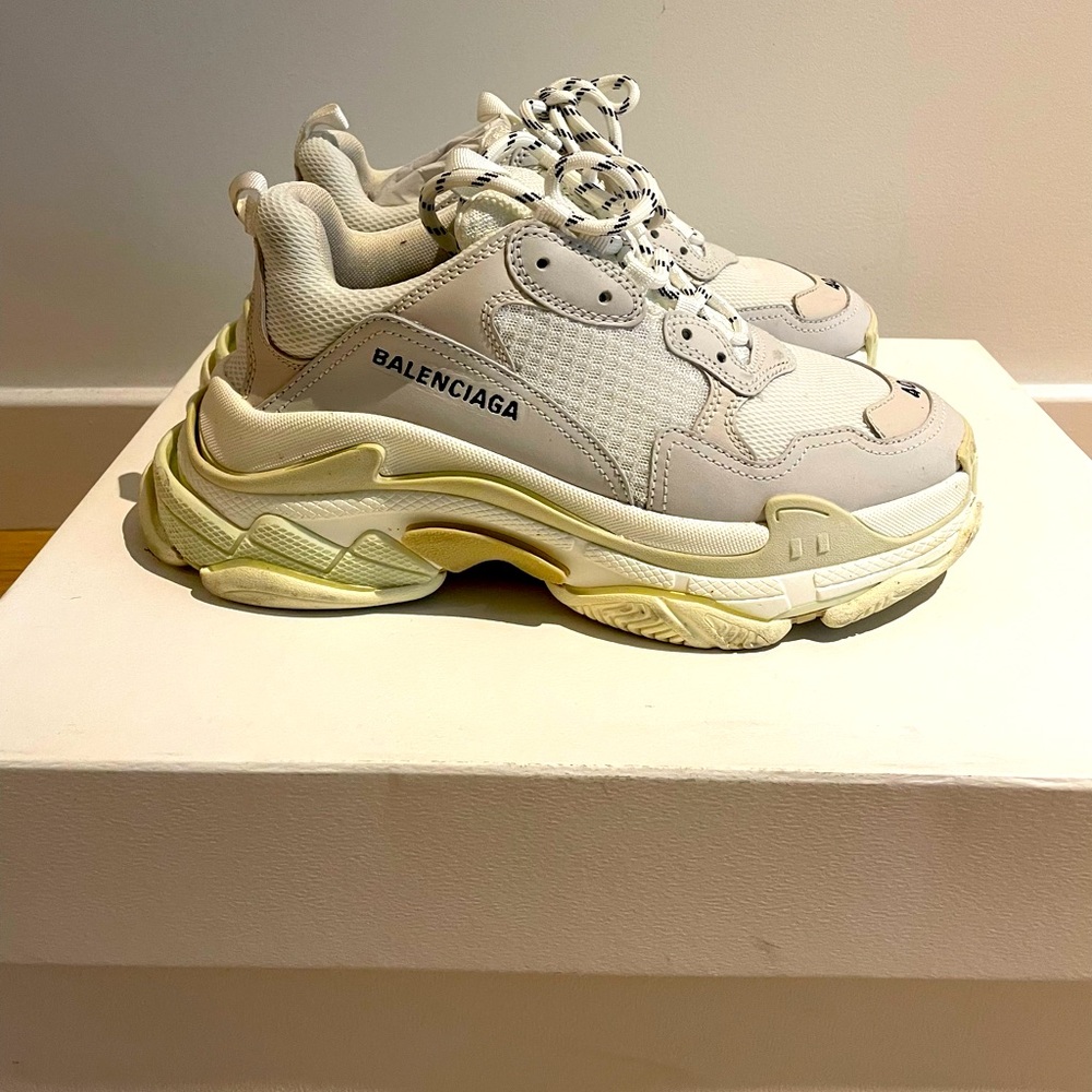 Balemciaga Triple S